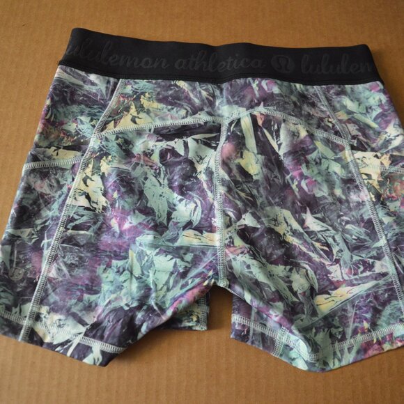 Lululemon What the Sport Short Irridescent Multi Size 6 - Picture 4 of 5